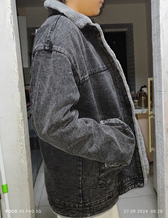 Джинсовая куртка женская