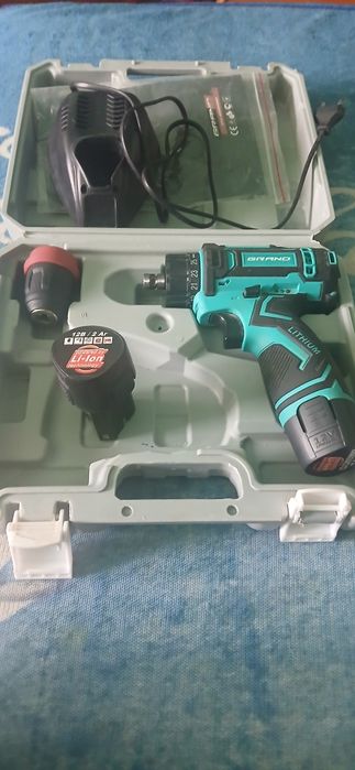 Autofiletantă grand