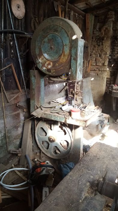 Fierăstrău Banzic profesional mijlociu