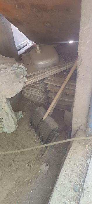 Дрова,доски отдам даром