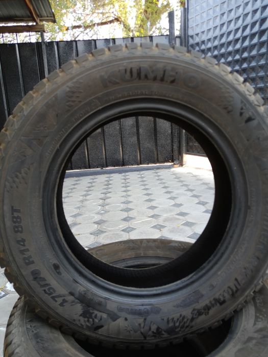 Продам зимнюю резину