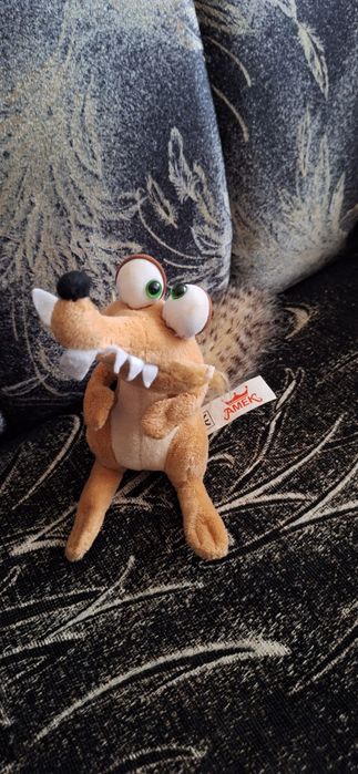 Малки плюшени играчки