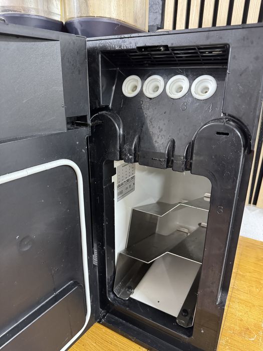 Espressor/ Aparat de cafea WMF 5000s sistem SIROPURI si CARD/2018