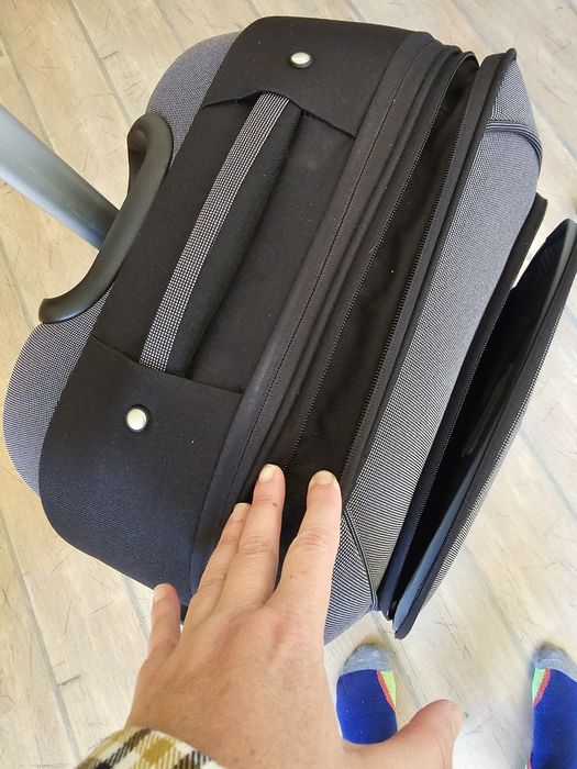 Голям пътнически  куфар