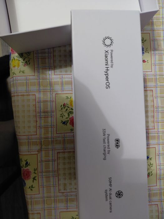 Продам телефон Redmi 15