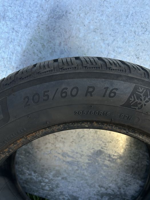 Michelin Alpin 6 205/60 R16