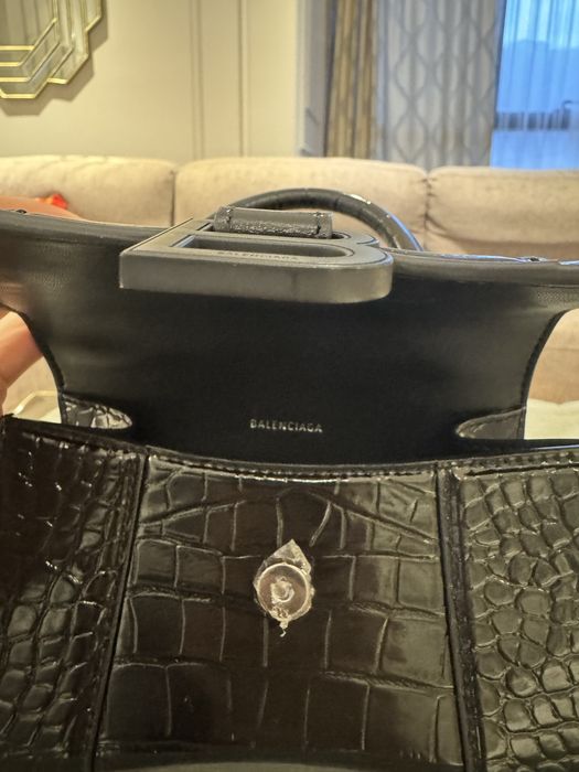 Продам сумку от balenciaga
