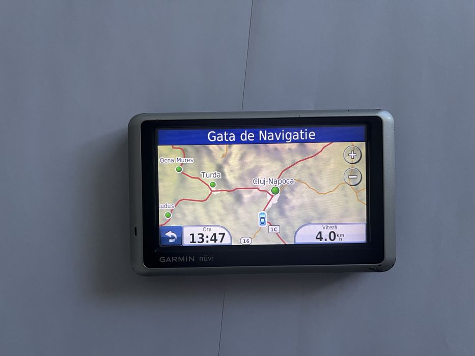 GPS Garmin nüvi 1350 - Ecran 4.3", Subțire și Fiabil