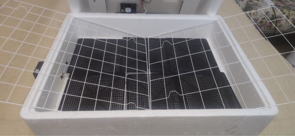 Продам инкубатор