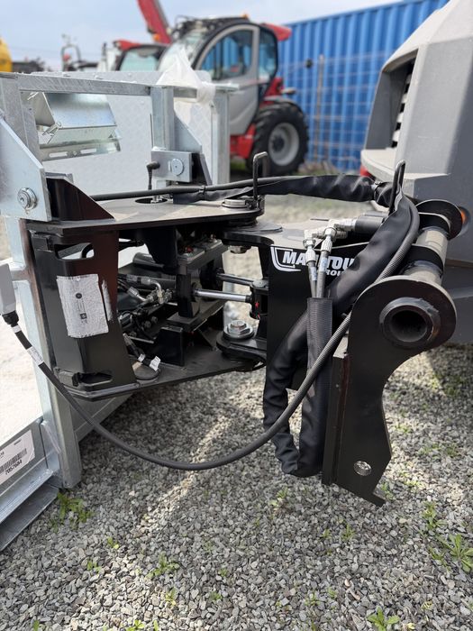 Platforma hidraulica manitou MRT capacitate 1000kg noua nefolosita