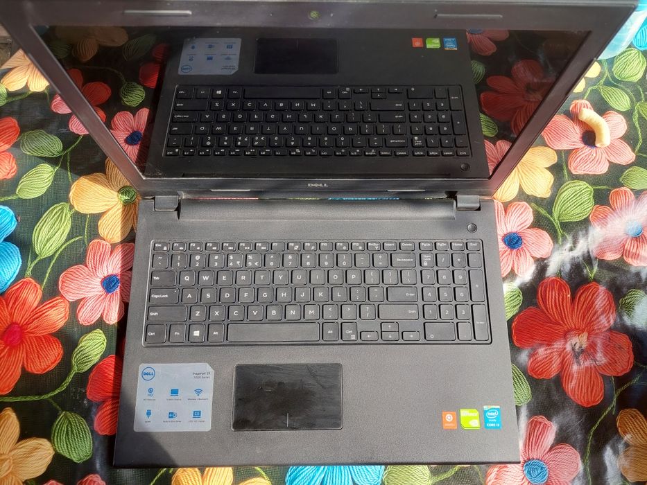 Laptop Dell Inspiron 15
