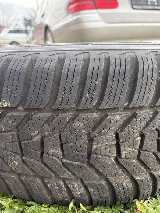 Roti cu tot cu jante iarna 235x55x17 99H