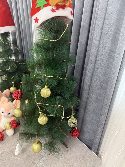 Арча сотилади ўйинчоқлари билан