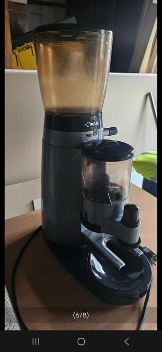 Професионална Кафемелачка La Cimbali Magnum