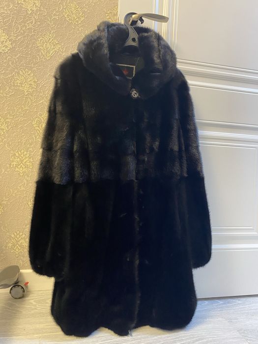 Норковая шуба с капюшоном