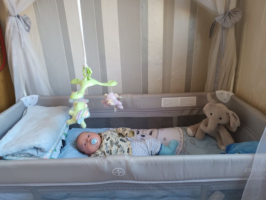 Кошара чисто нова