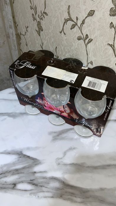 Продам бокалы для вина и напитков