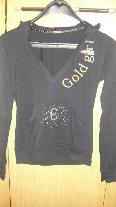 Черен Суитшърт с качулка