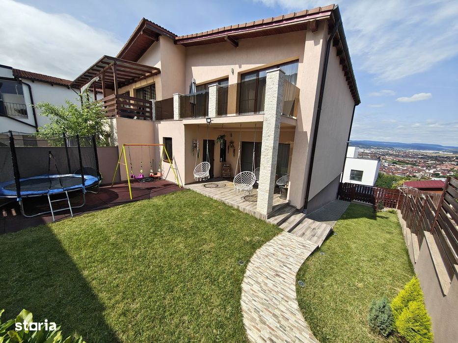 Duplex Narciselor, panoramă, teren 365mp, Birou exterior - Foișor 16mp