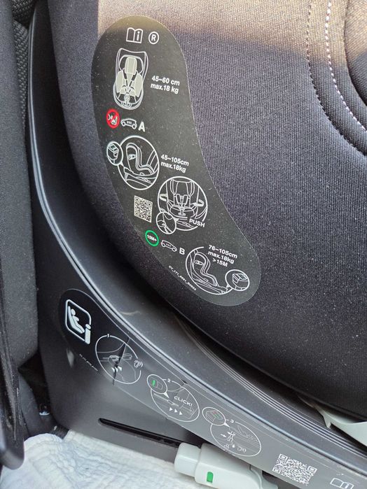 Scaun auto rotativ Cybex Sirona T i-Size Plus cu Baza Z2 isofix