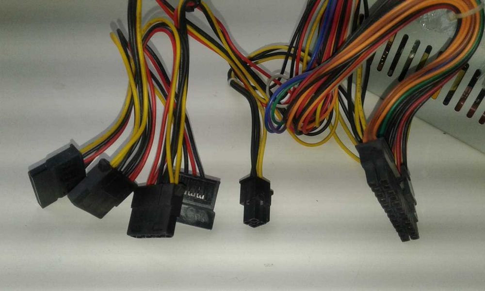 блок питание Genius 550W