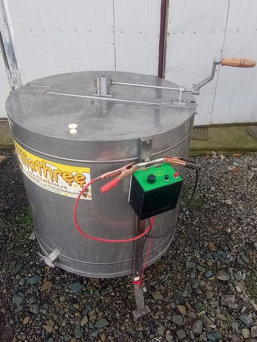 Vand centrifuga electrica