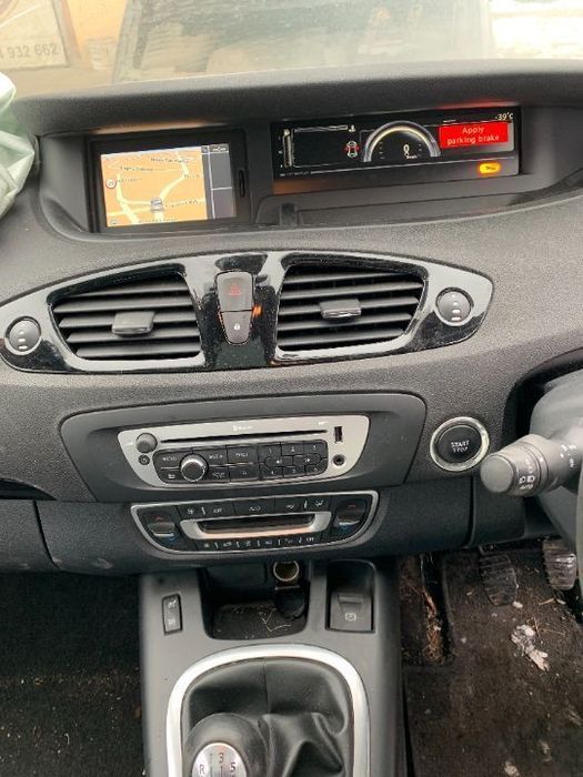 Dezmembrez / Dezmembrari / Piese / Accesorii Renault Grand Scenic 2