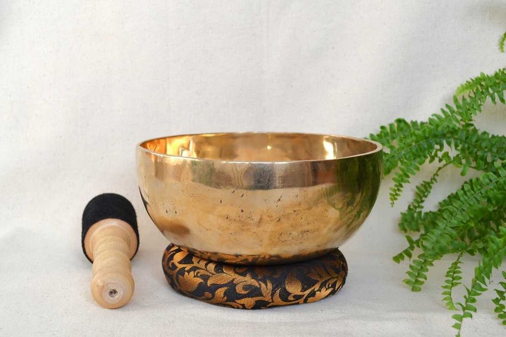 Bol Tibetan Handmade Plain 15.5 - 18 cm si Gravat Buddha si Ganesha