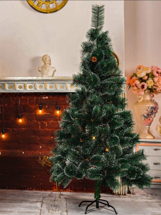 Отдам ёлочку за шоколадку