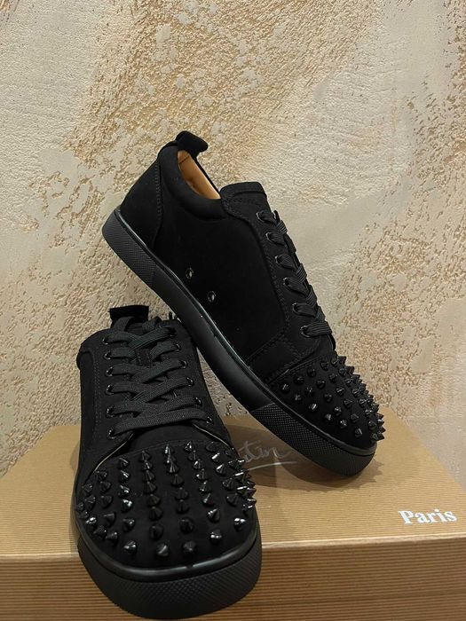 Мъжки обувки тип Christian Louboutin Louis Junior Spikes (Черен велур) – Размер 44