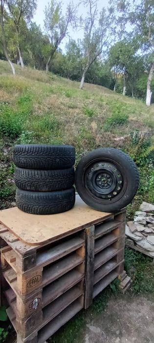 Set roti iarna Nokian 205/55/r16 5x100