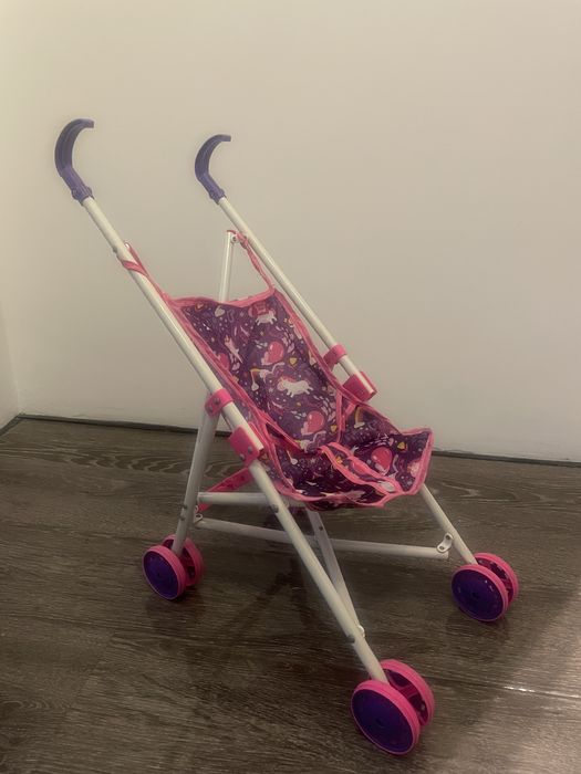 2 пакета игрушек + коляска