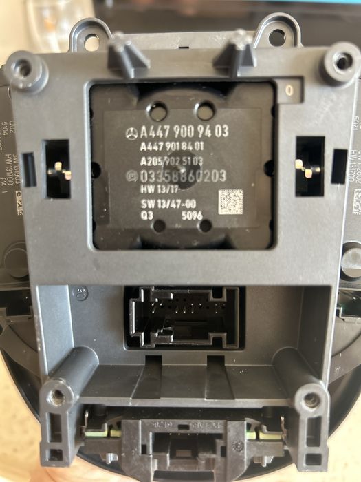 Vand consola Mercedes Vito/Viano W447 cu Joystick si TouchPad