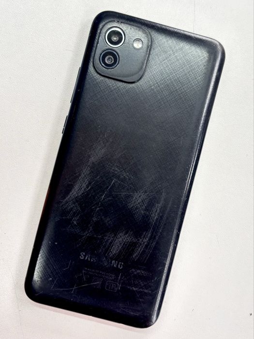 Продам Samsung A03