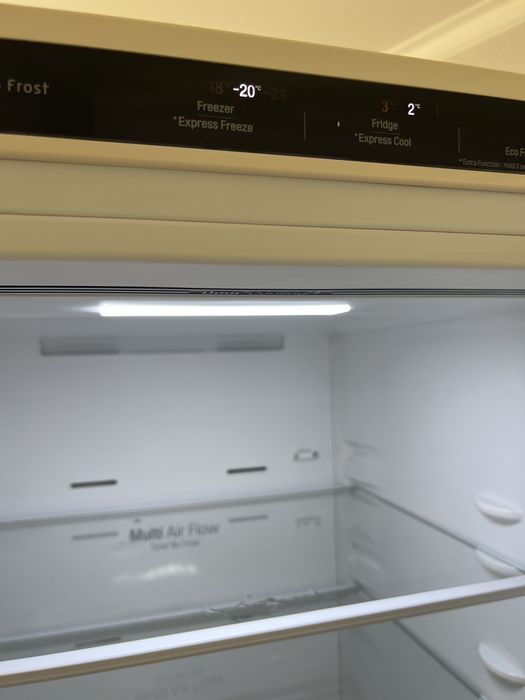 Продам холодильник LG No Frost