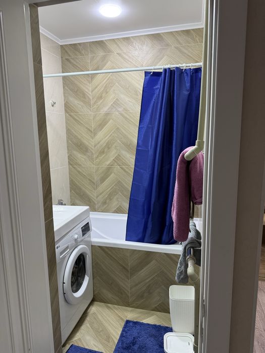 Сдам 2 комнатную квартиру рядом с дворцом металлургов