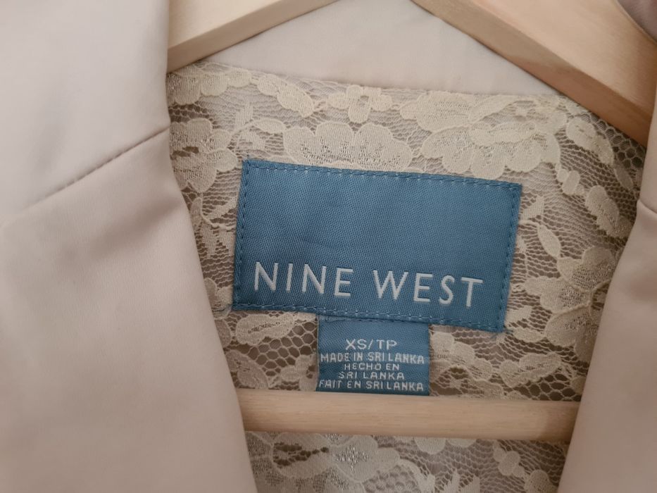 Елегантен дамски шлифер Nine West