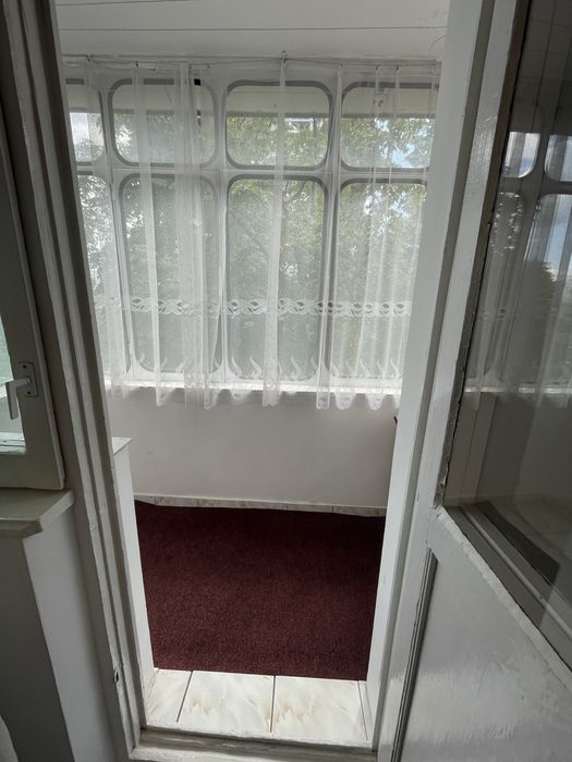 Persoana Fizica Inchiriez Apartament 2 camere Podu Ros liceu Emil Racovita