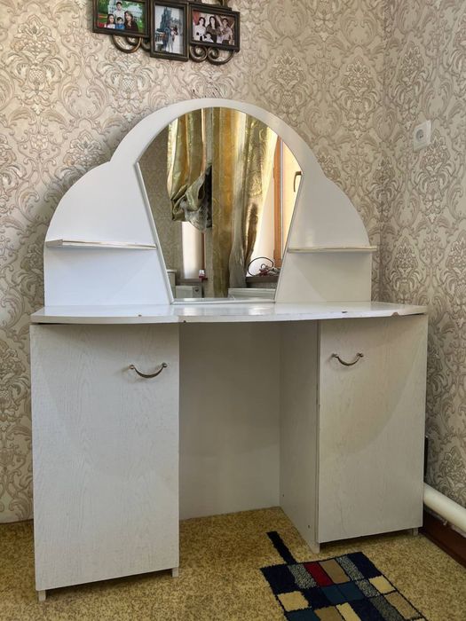 диван и тримо комплект продается