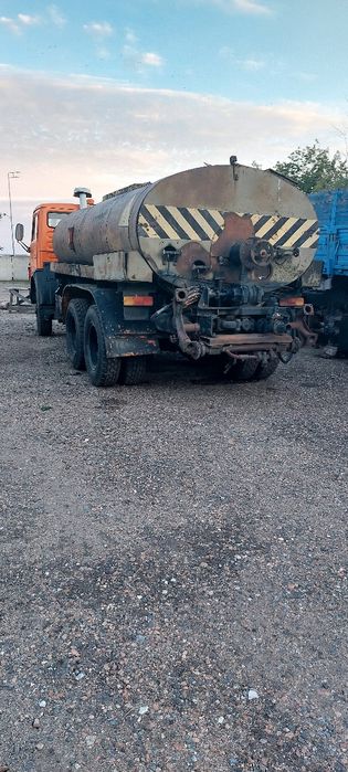 Продам автогудронатор ДС 142 на базе КамАЗ, бензовоз Газ-52 2200