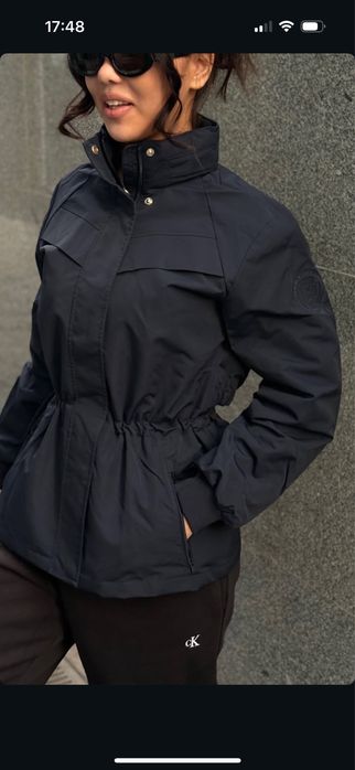 Ветровка стильная!