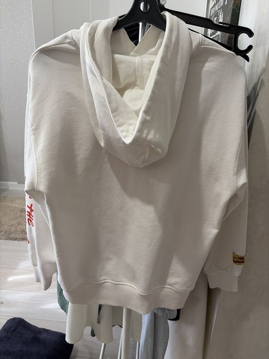 Белое худи на мальчика zara