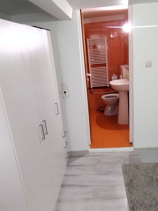 Apartament de închiriat