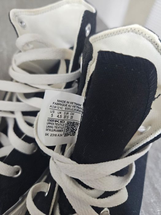 Converse Chuck Taylor All Star Y2K Heart