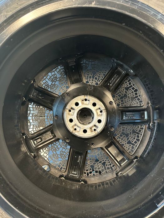 Джанти 23 цола 5х112 Mercedes GLS Maybach X167 W167 325/35/23