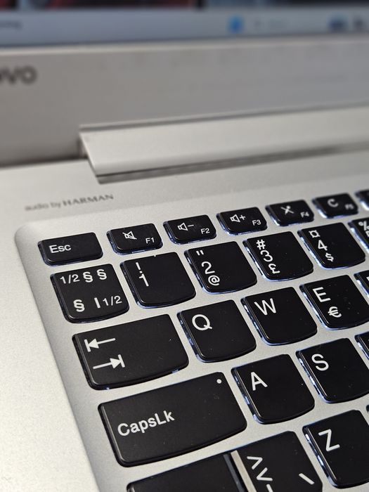 Hp Elitebook G4 AMD A12 8GB DDR4 SSD256 GB 12.5 Inch Taste iluminate slot SIM, baterie 4 5 ore