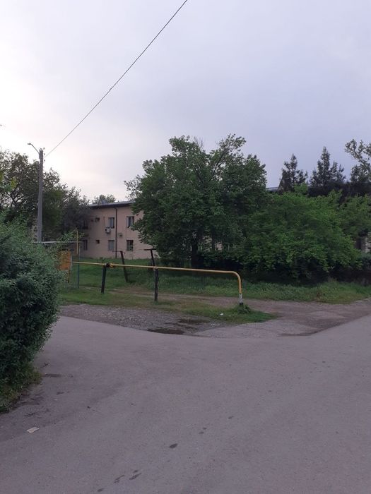 Продам 2ком г Янгиюль дом 2 квартира 3 с евро ремонтом  58,3 кв метров