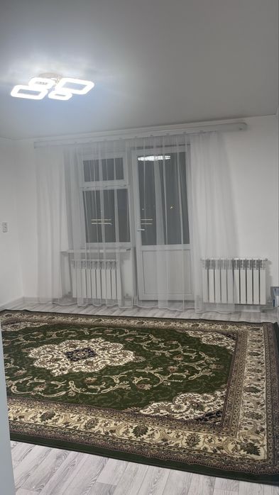 3 бөлмелі пәтер ұзақ уақытқа жалға беріледі.