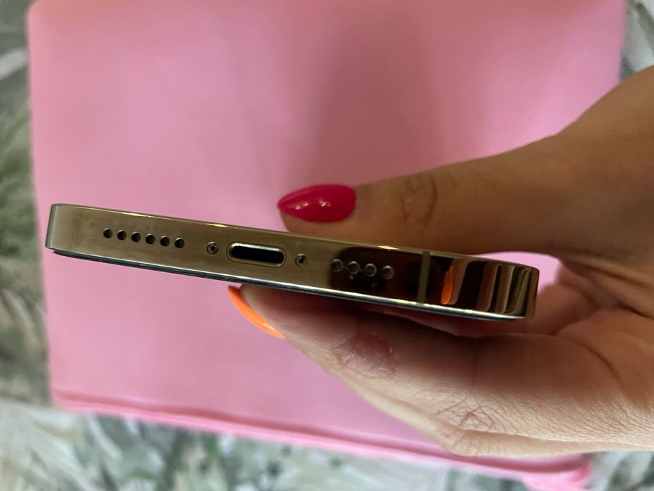 Iphone 12 Pro Max 25