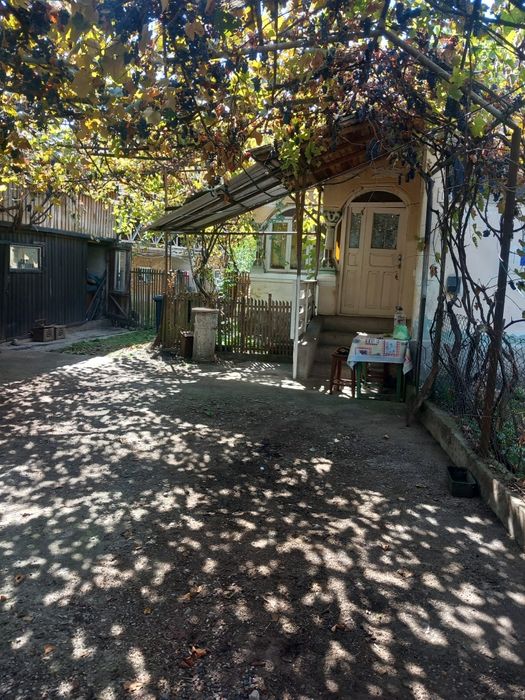 Casa de vanzare Francesti